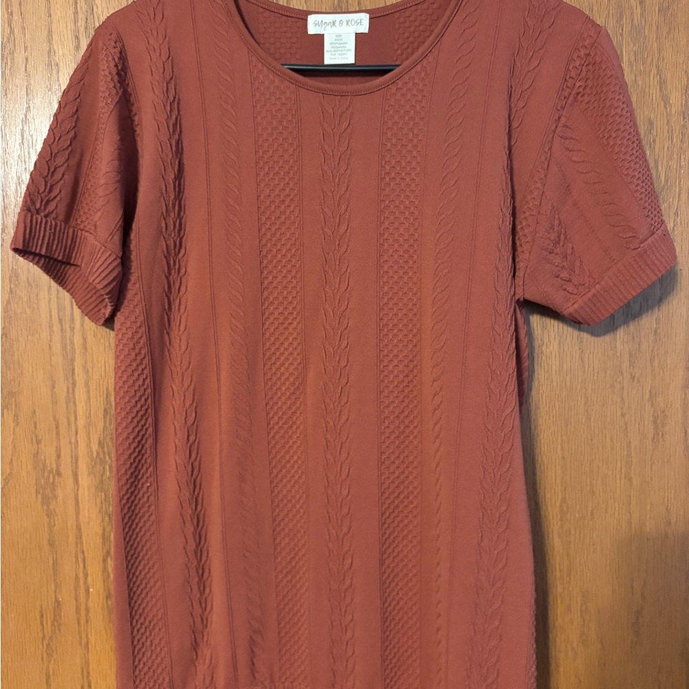 Elegant Rust Short Sleeve Knit Top